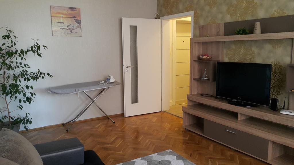 Apartment Plamen Delux Burgas ภายนอก รูปภาพ